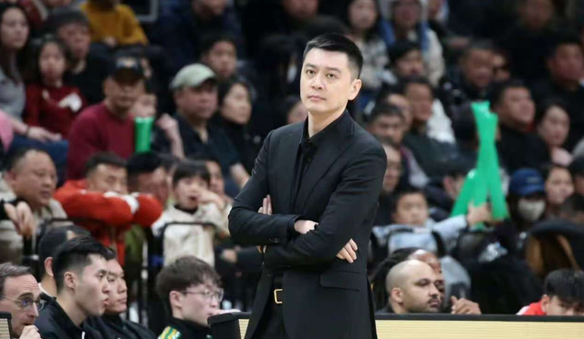 MK体育官方入口-曝杨鸣卸任！辽宁男篮完成换帅，乌戈走马上任，冲击季后赛